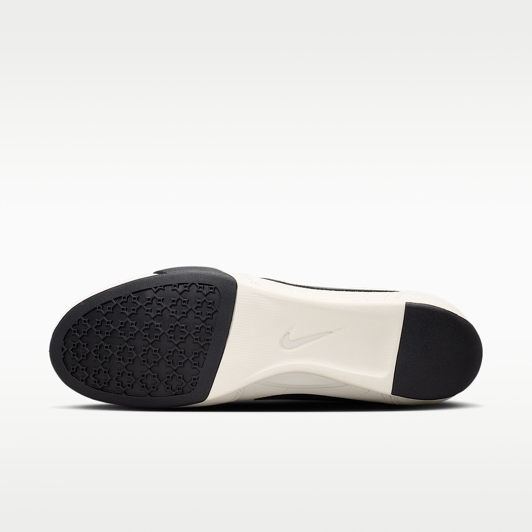 Nike ქალის სპორტული ფეხსაცმელი
