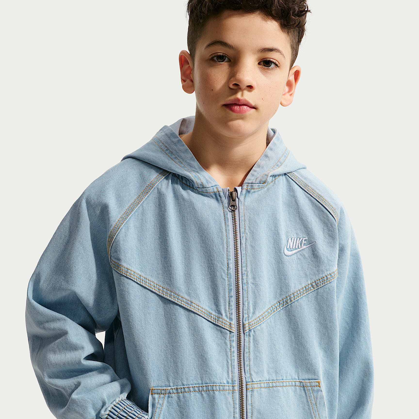 Nike ბავშვის ჯემპრი