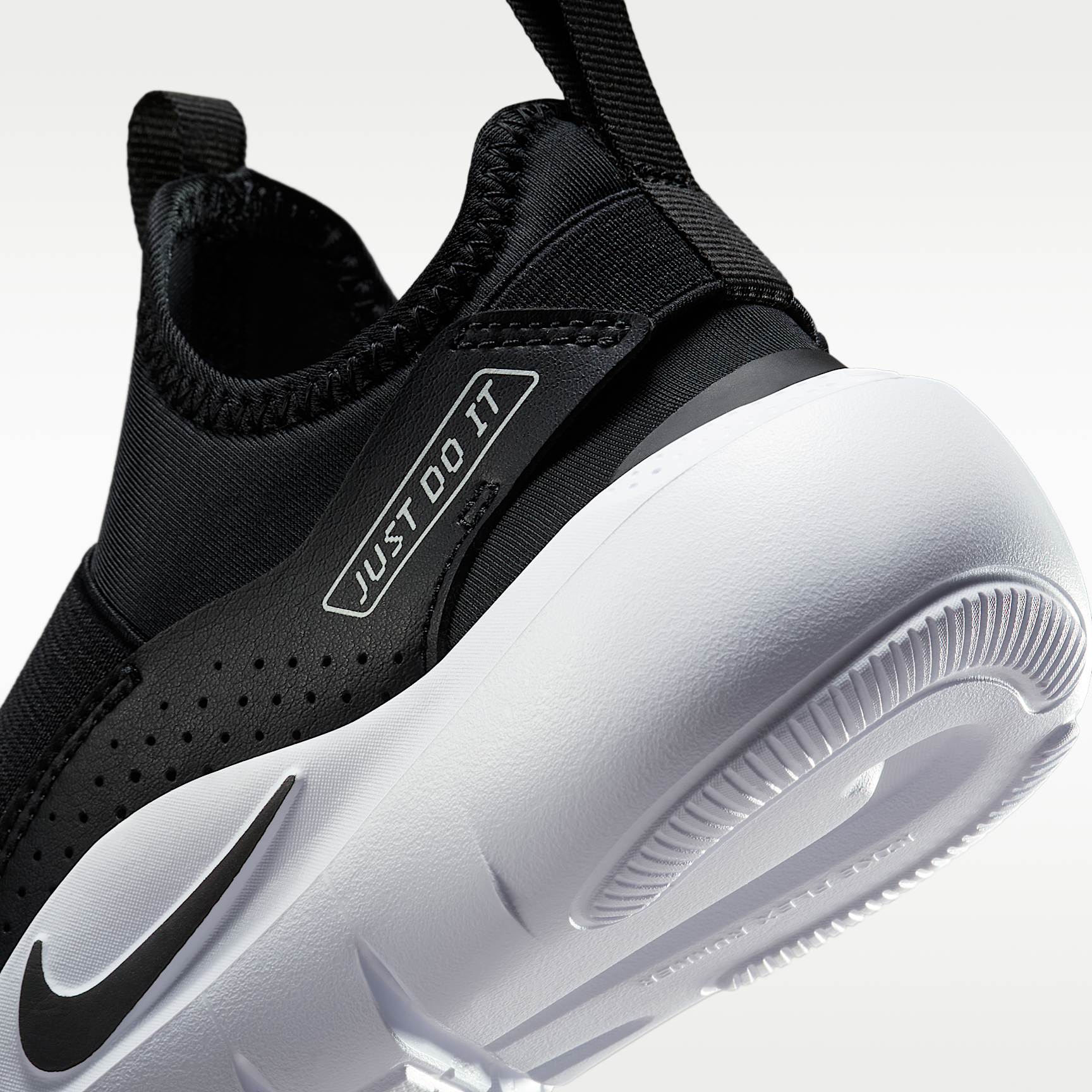 Nike ბავშვის სპორტული ფეხსაცმელი