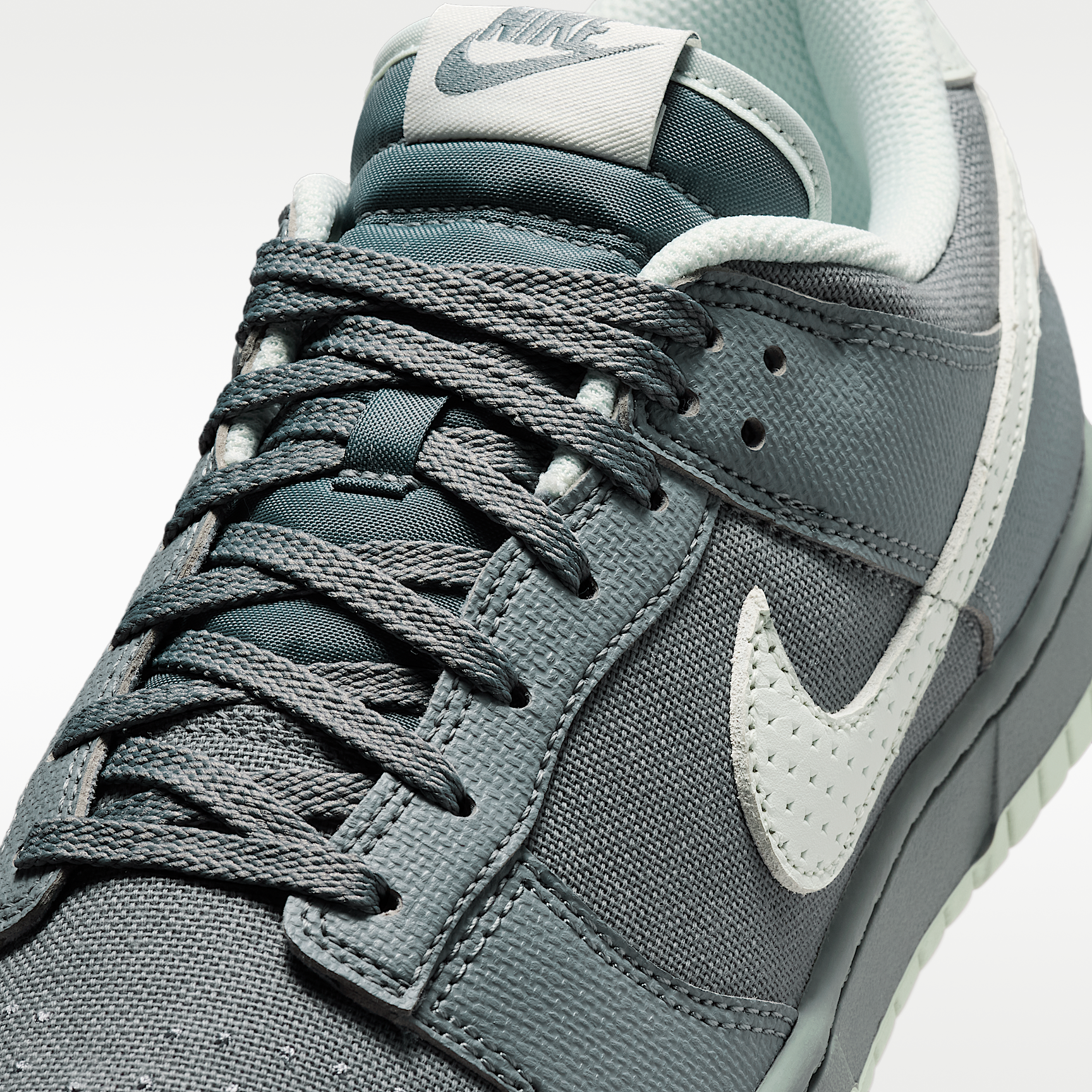 Nike მამაკაცის სპორტული ფეხსაცმელი