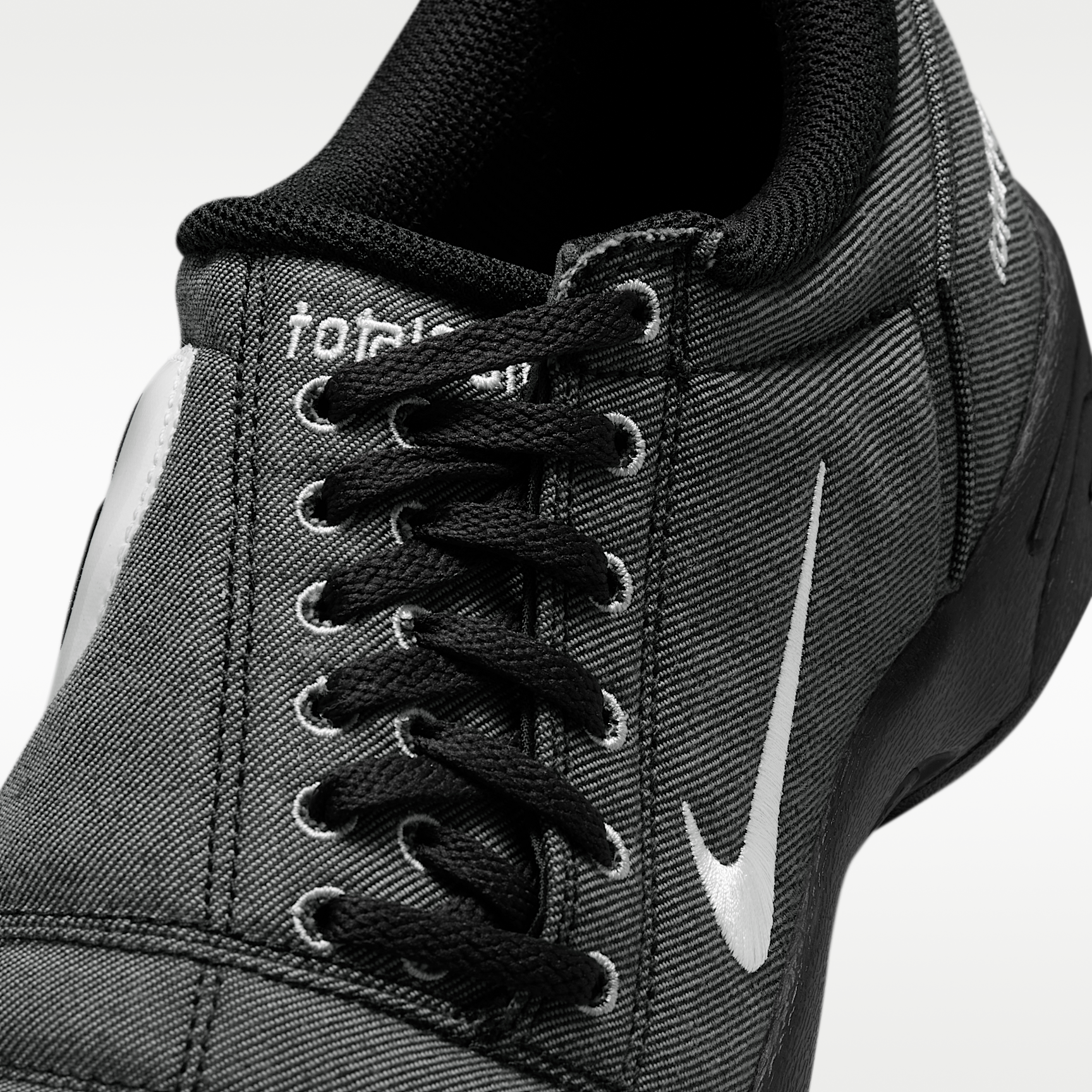 Nike მამაკაცის სპორტული ფეხსაცმელი