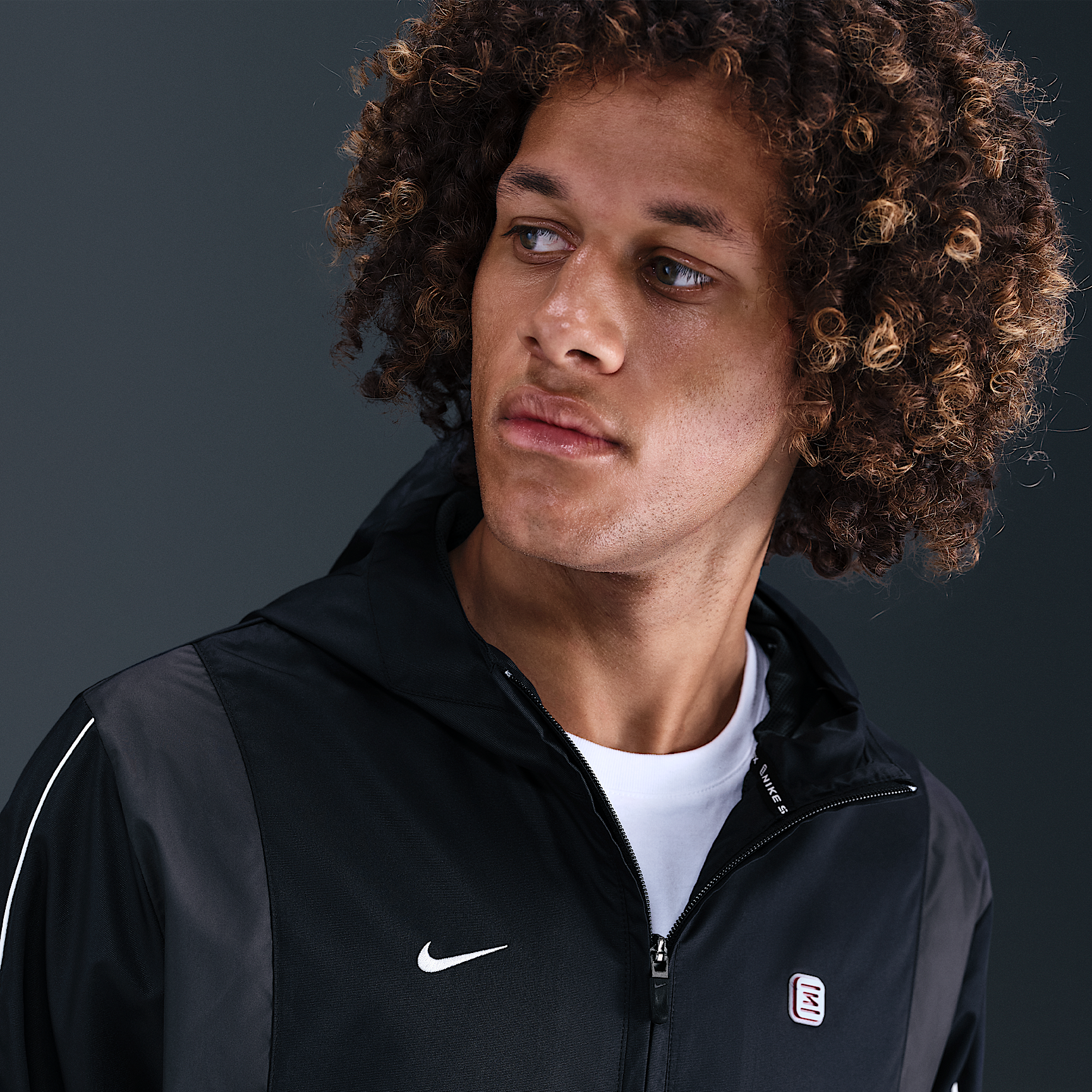 Nike მამაკაცის ჯემპრი