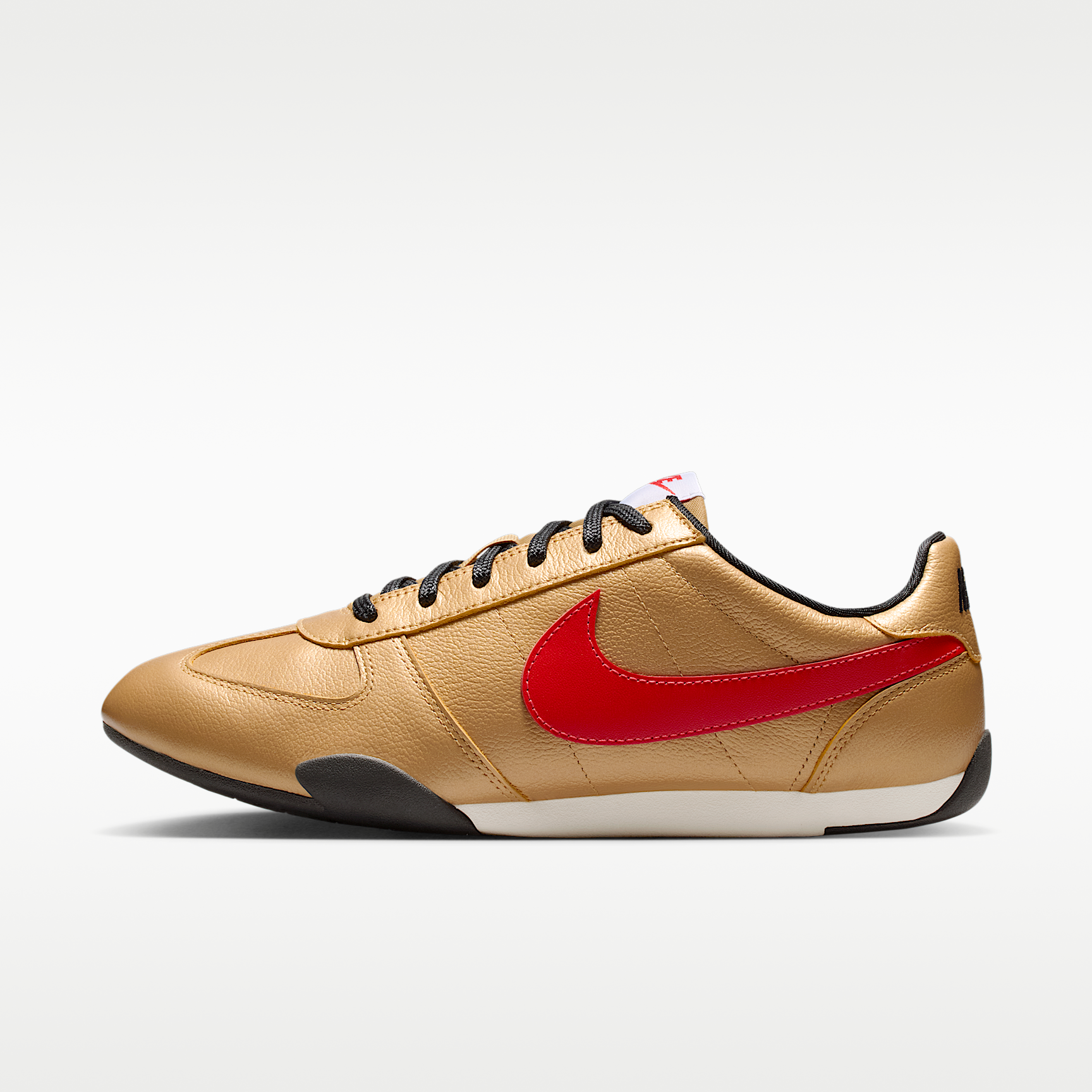Nike ქალის სპორტული ფეხსაცმელი