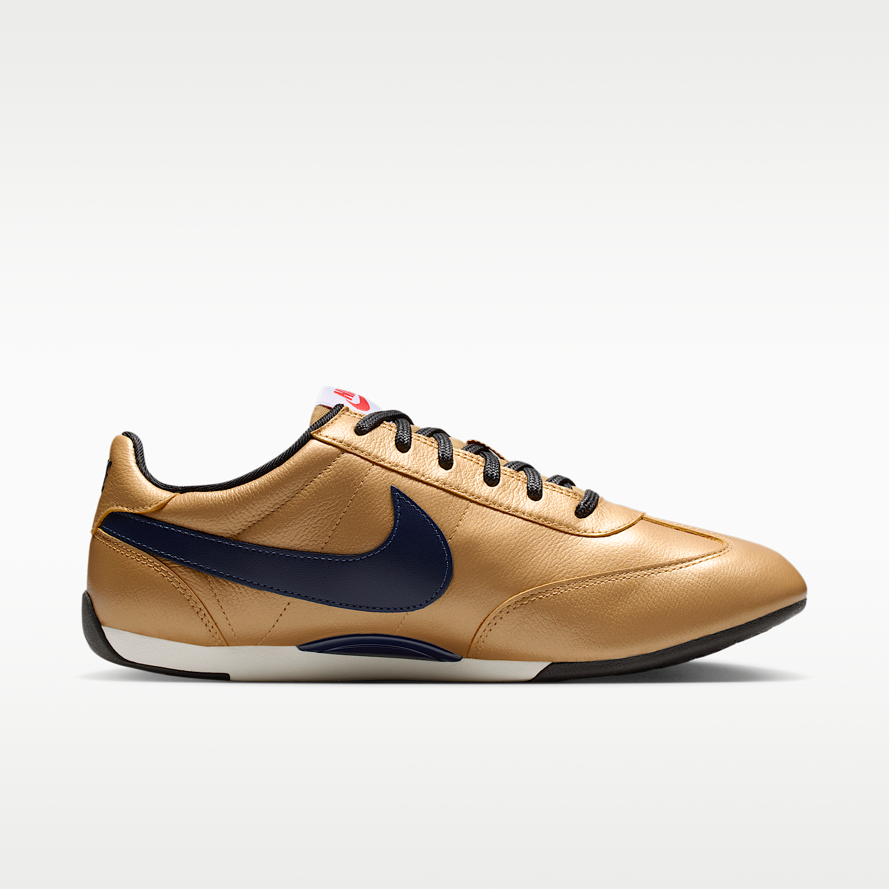 Nike ქალის სპორტული ფეხსაცმელი