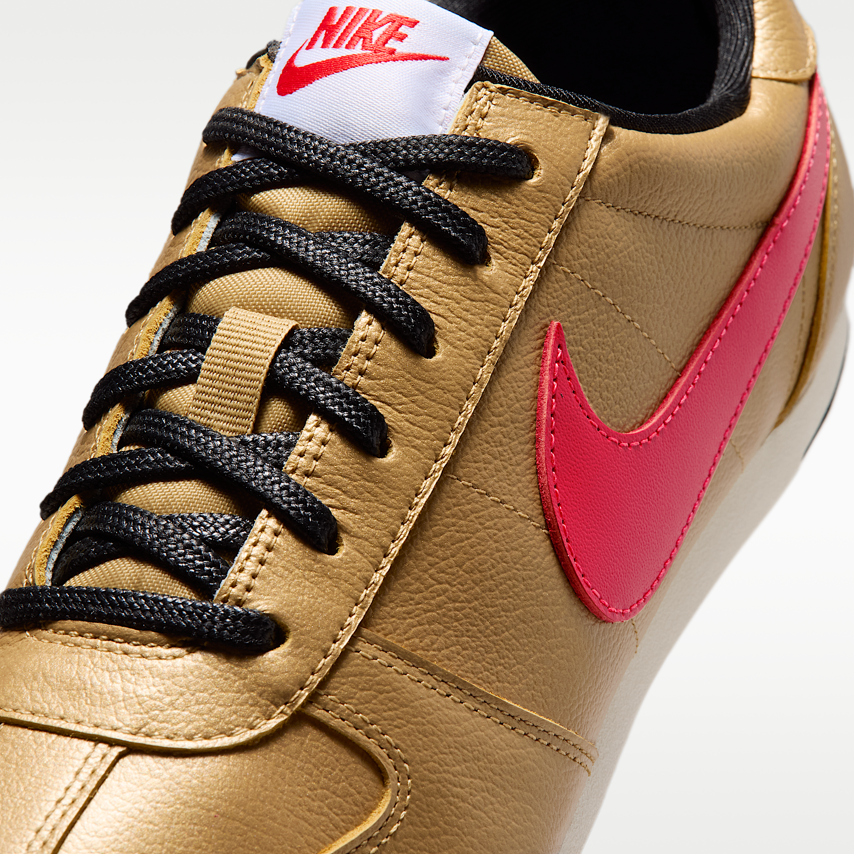 Nike ქალის სპორტული ფეხსაცმელი