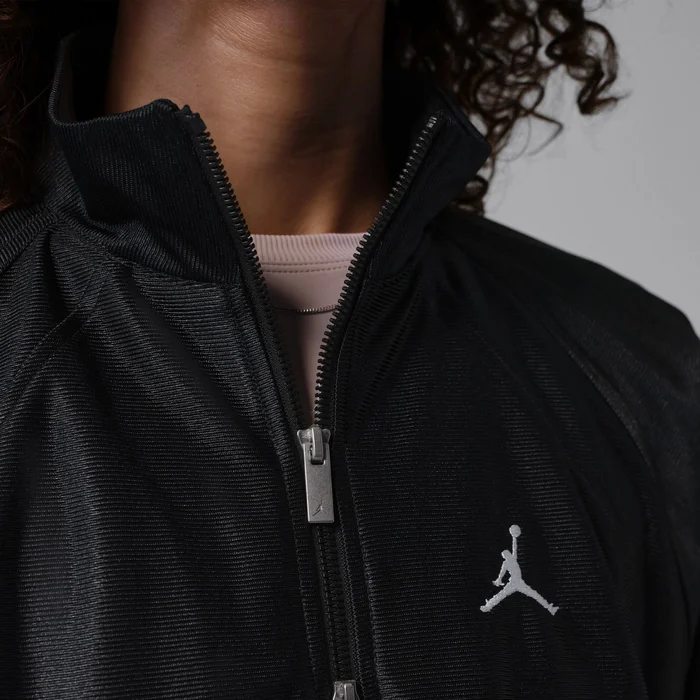 Nike ქალის ქურთუკი