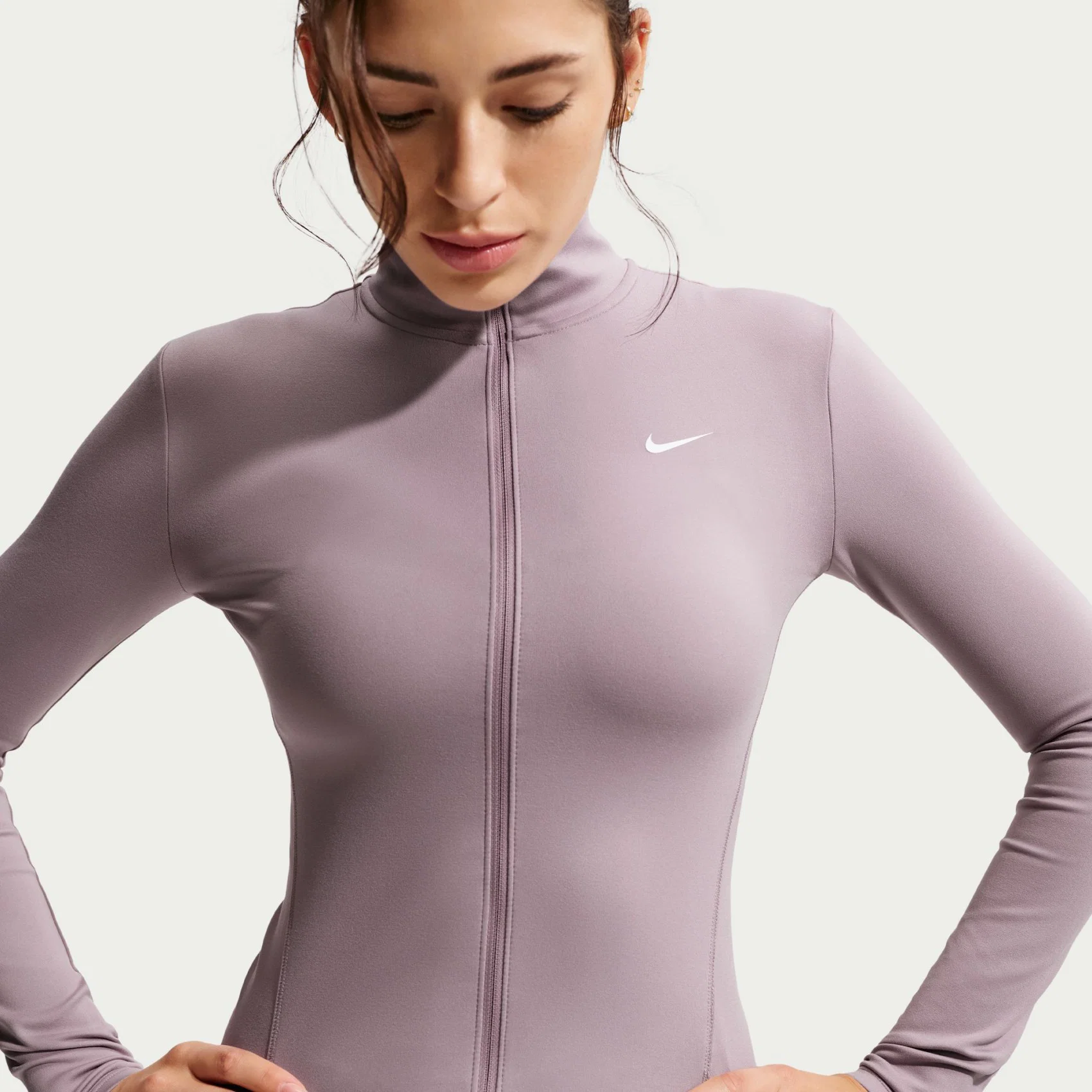 Nike ქალის ჯემპრი