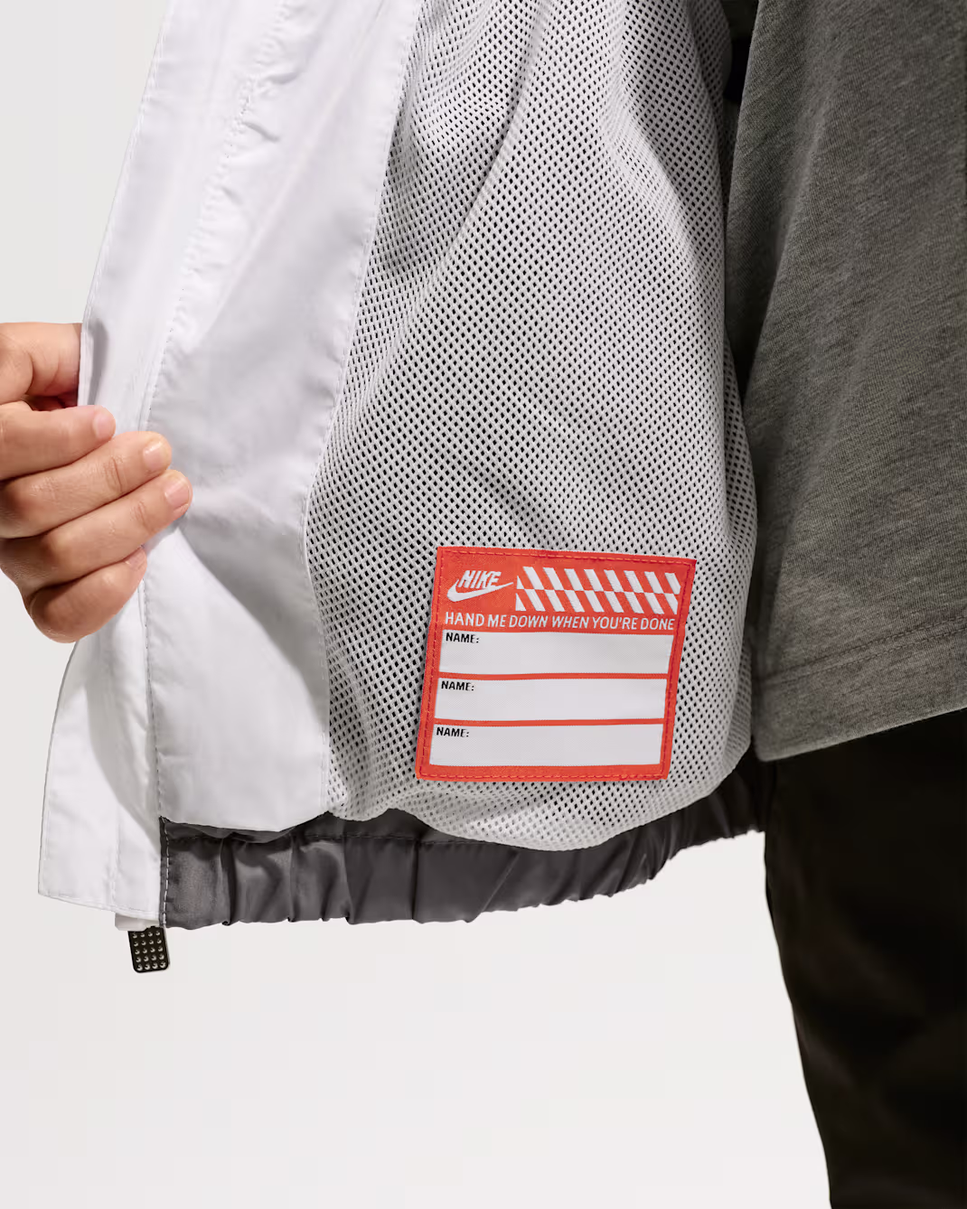 Nike მამაკაცის ქურთუკი