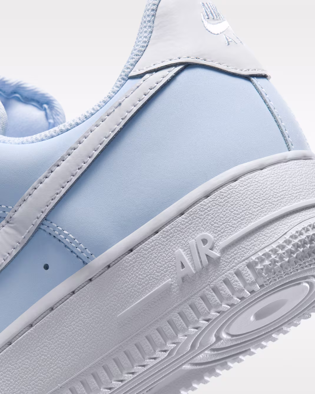Nike ქალის სპორტული ფეხსაცმელი