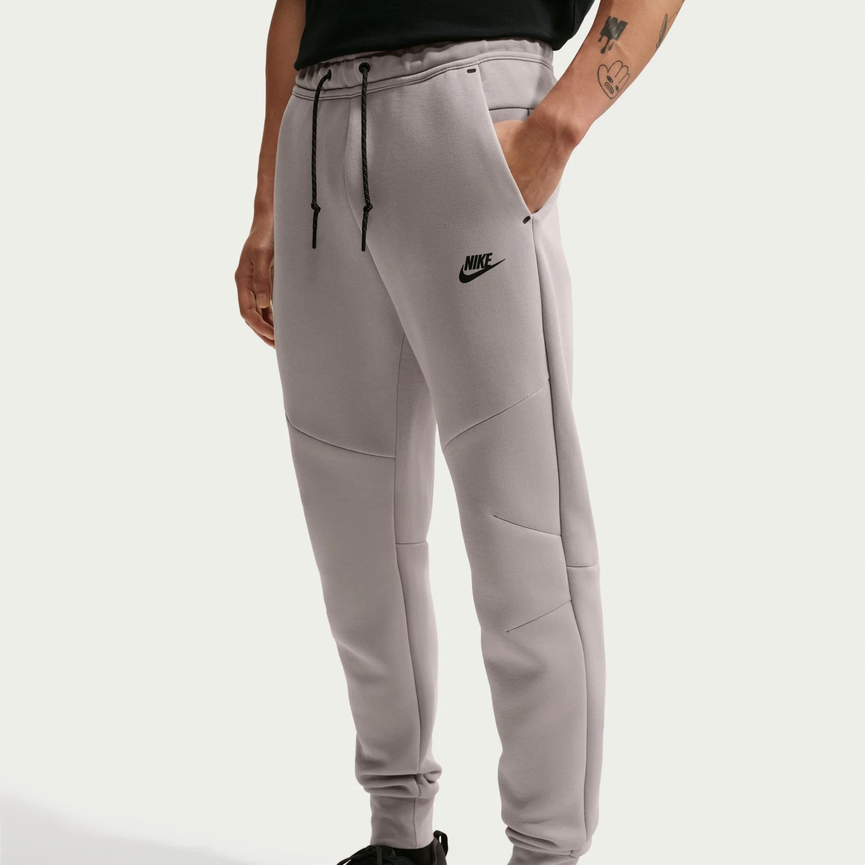Nike მამაკაცის სპორტული შარვალი
