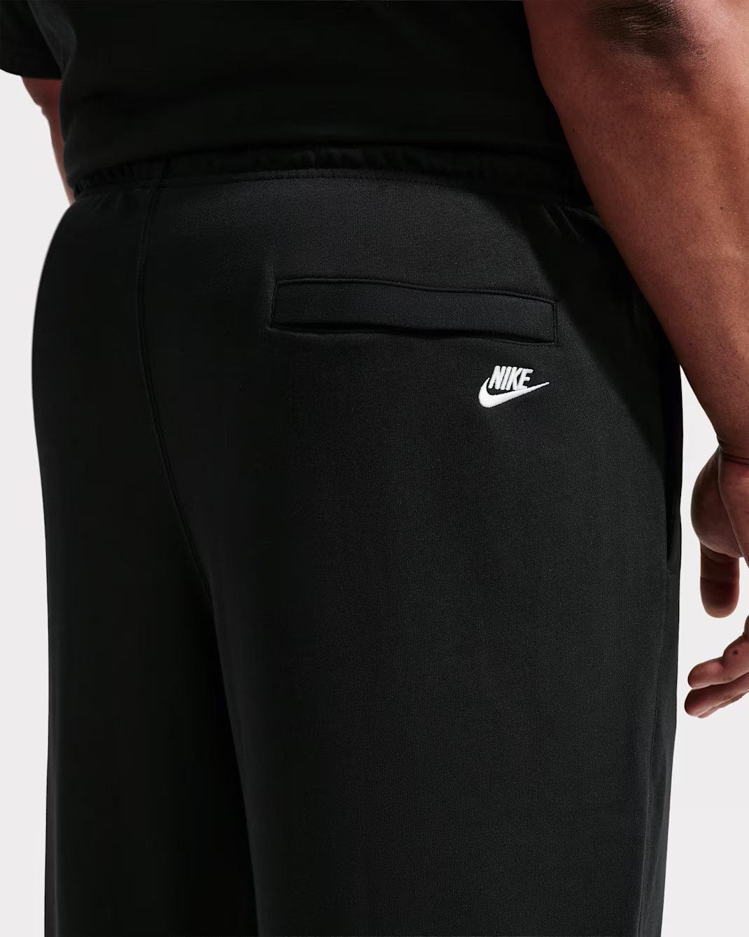 Nike მამაკაცის სპორტული შარვალი