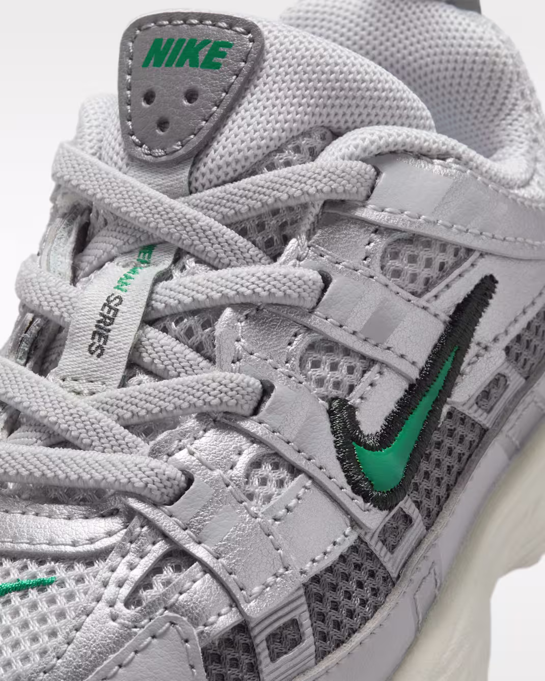 Nike ბავშვის სპორტული ფეხსაცმელი