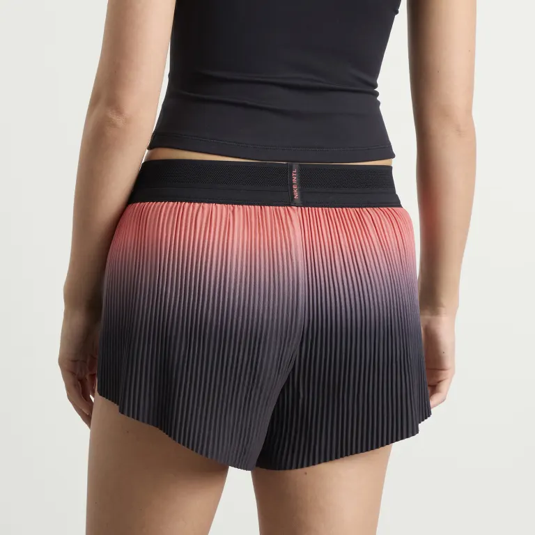 Nike ქალის შორტი