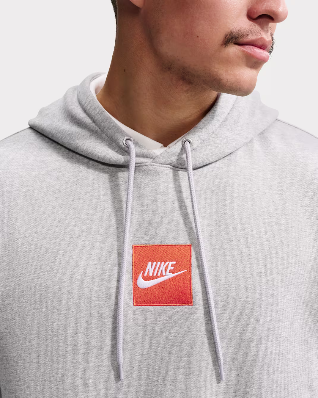 Nike მამაკაცის ჯემპრი