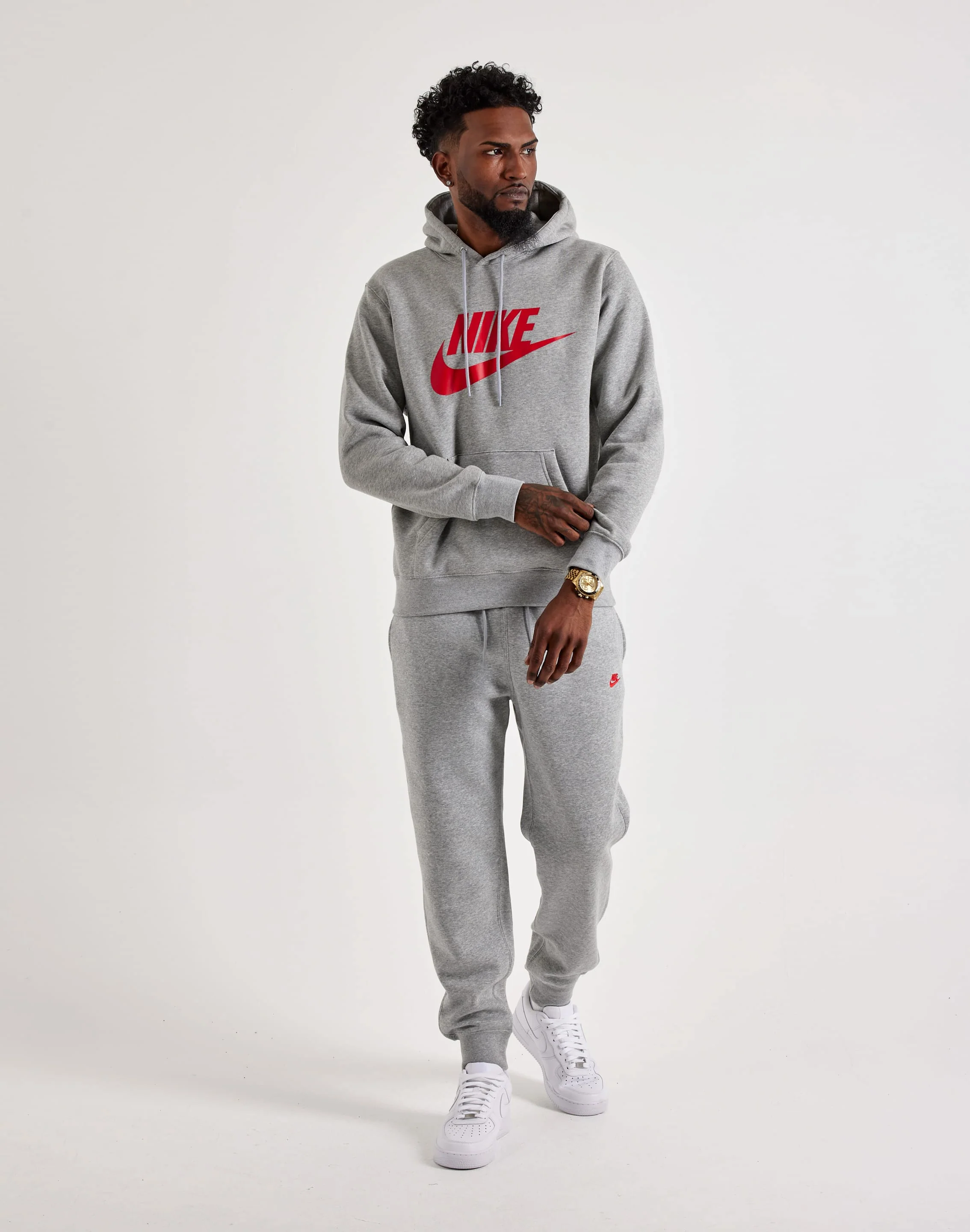 Nike მამაკაცის ჯემპრი