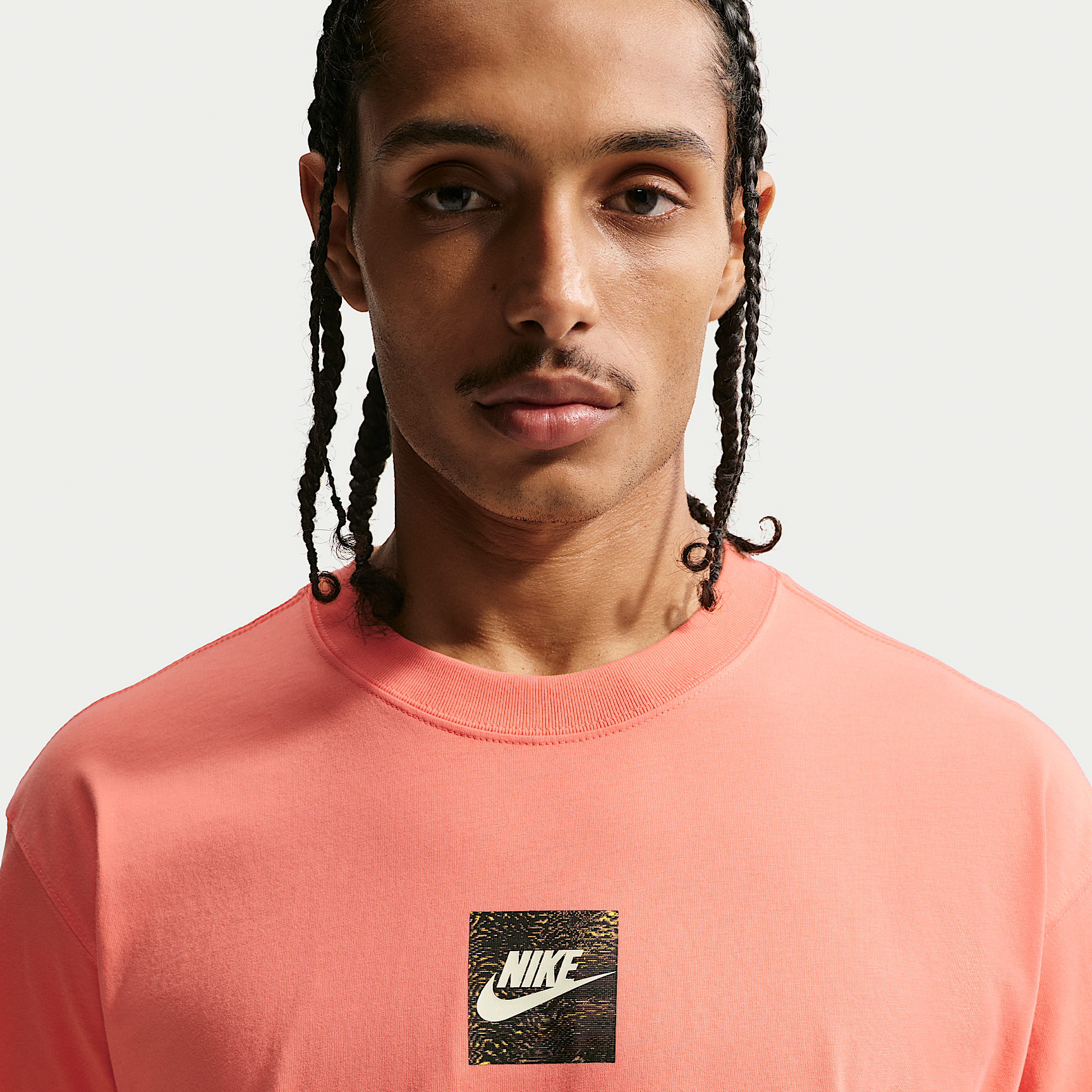 Nike მამაკაცის მაისური