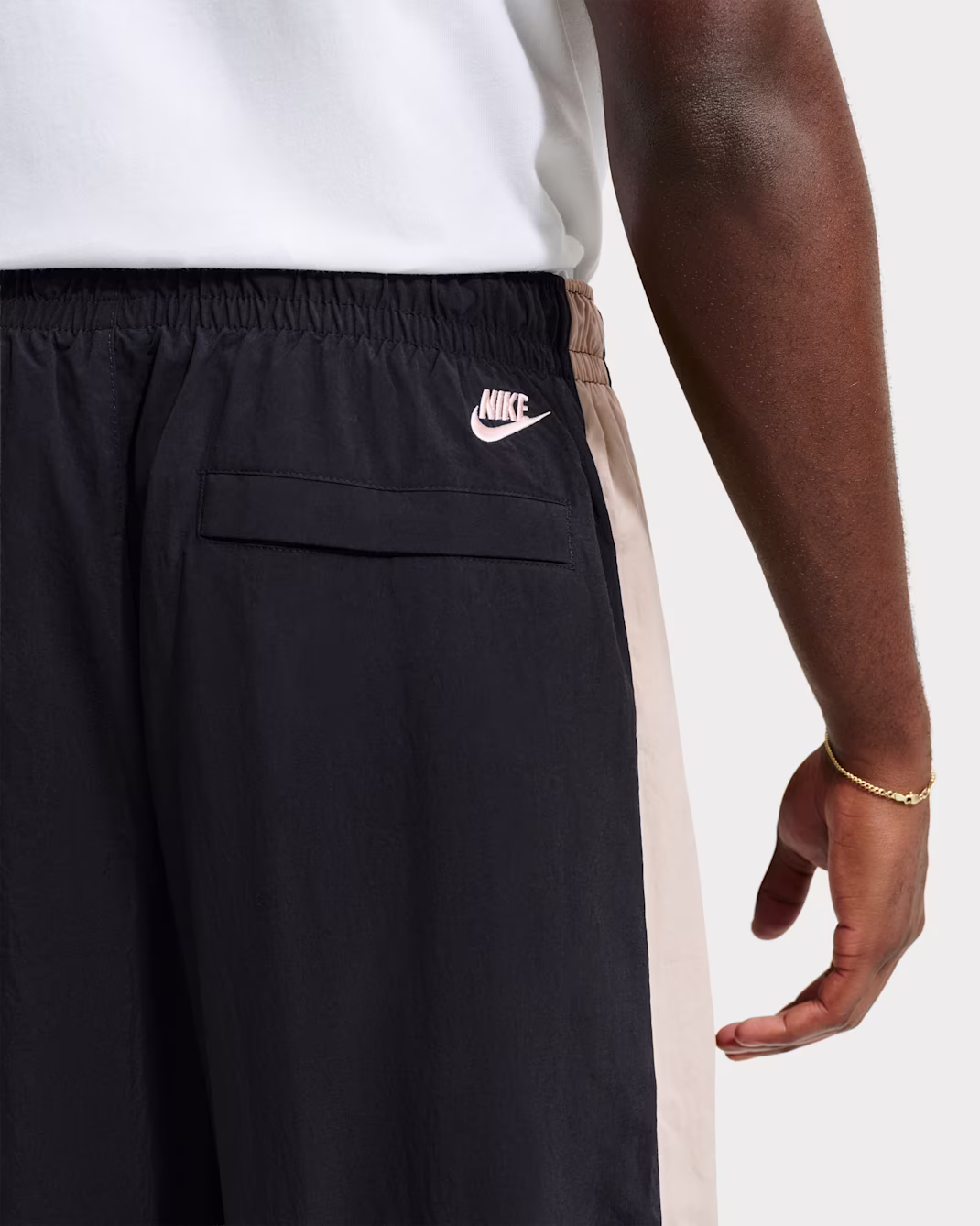 Nike მამაკაცის სპორტული შარვალი