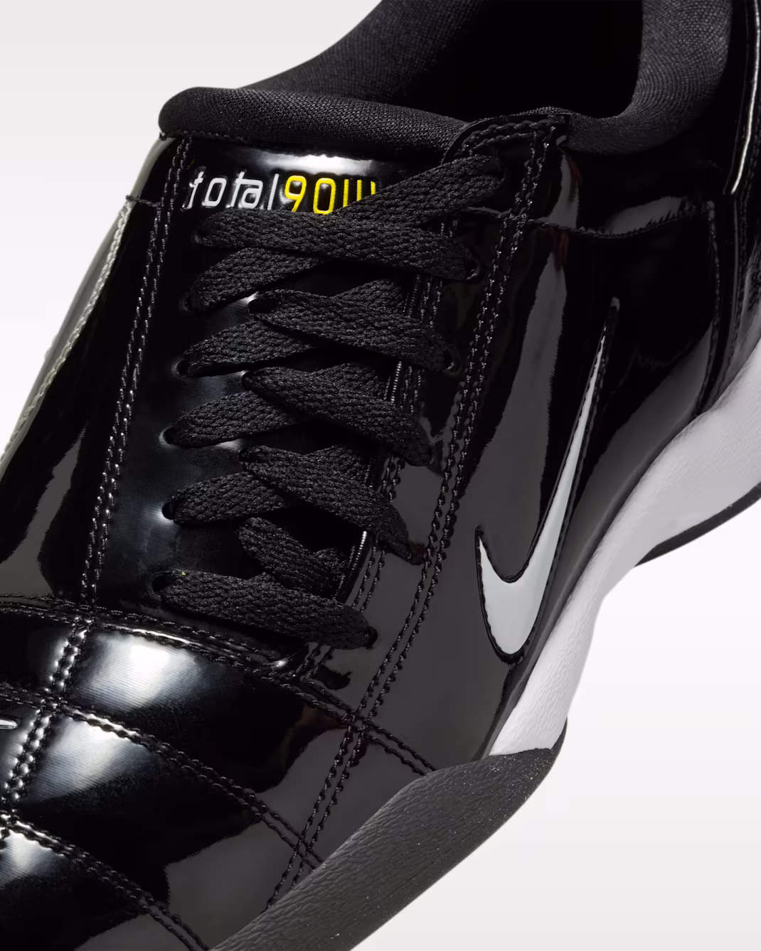 Nike მამაკაცის სპორტული ფეხსაცმელი