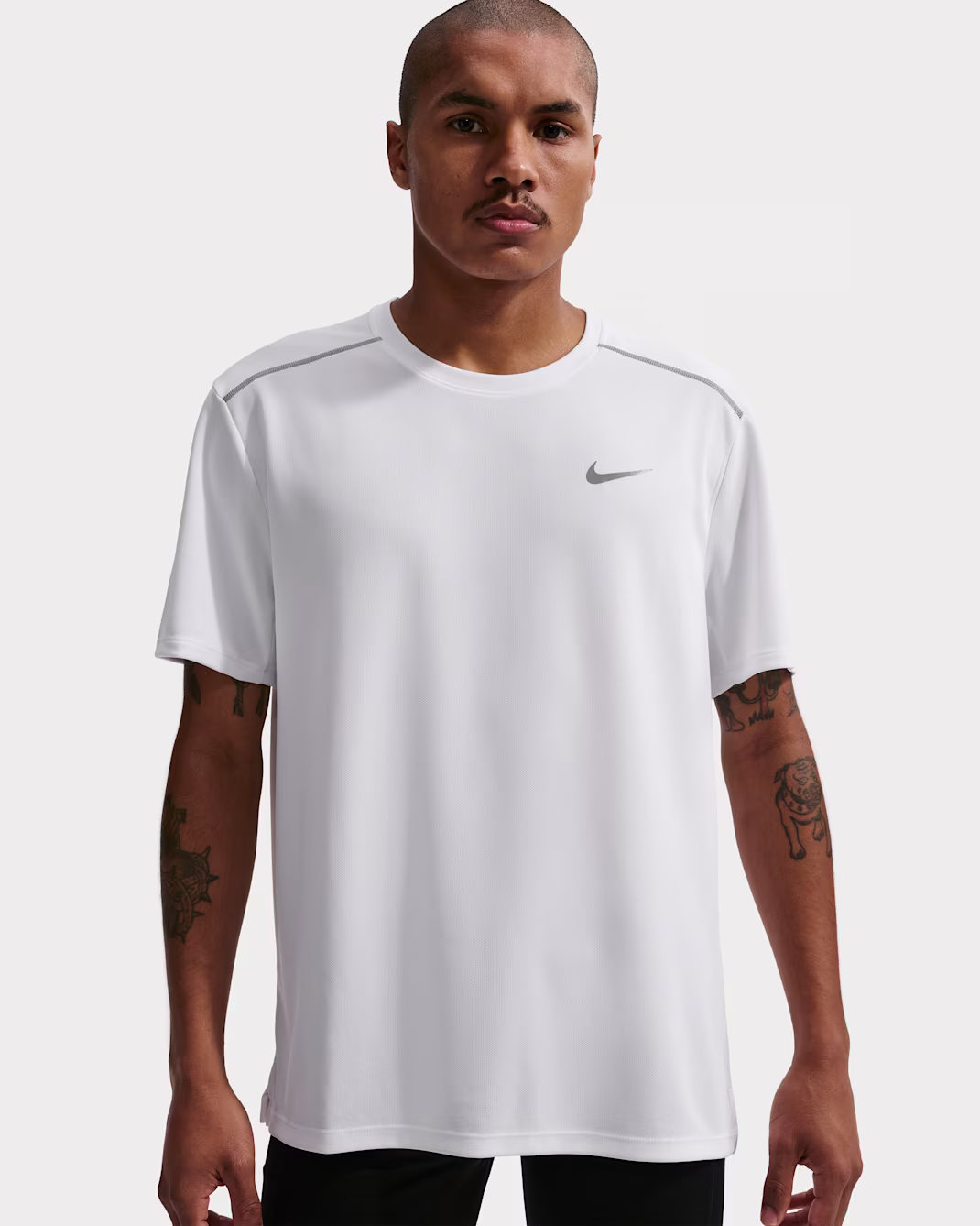 Nike მამაკაცის მაისური