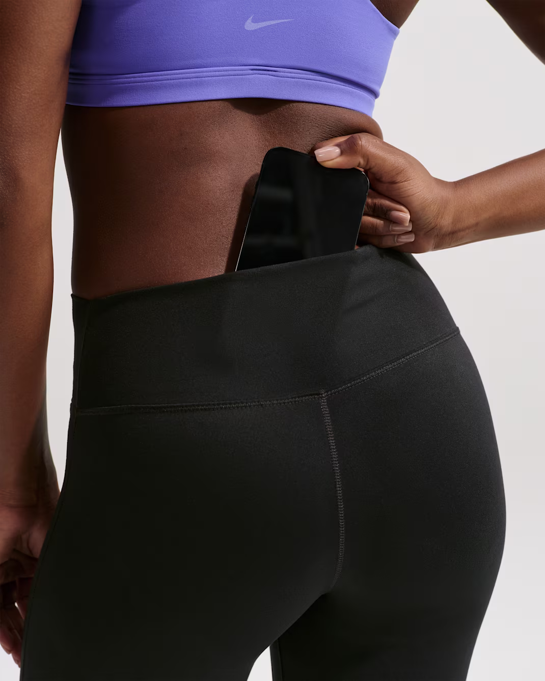 Nike ქალის ჯემპრი