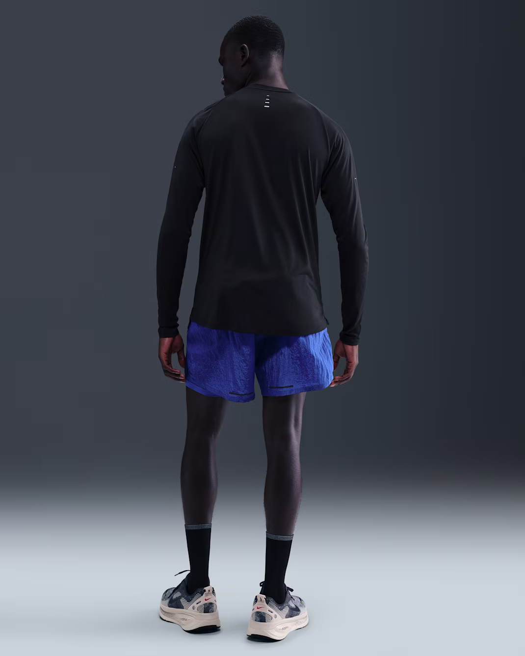 Nike მამაკაცის მაისური
