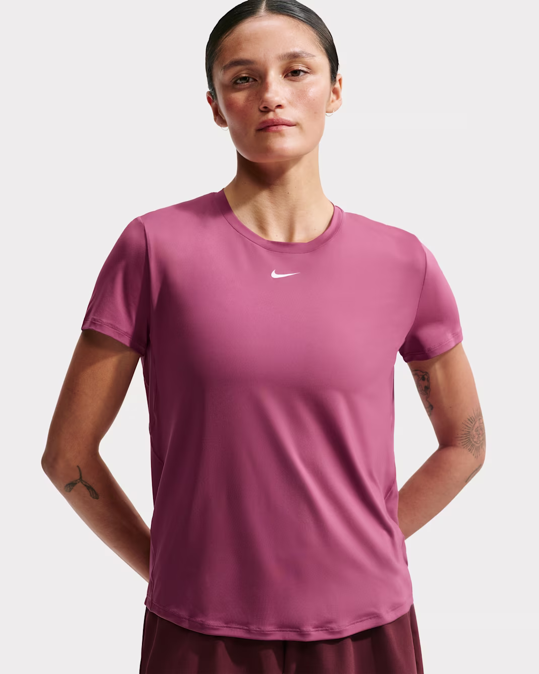 Nike ქალის მაისური