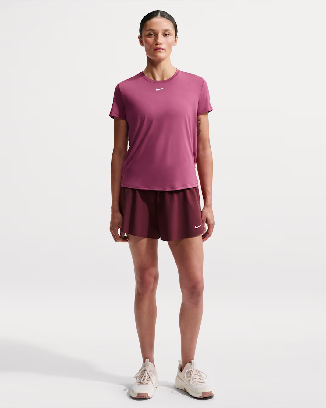Nike ქალის მაისური