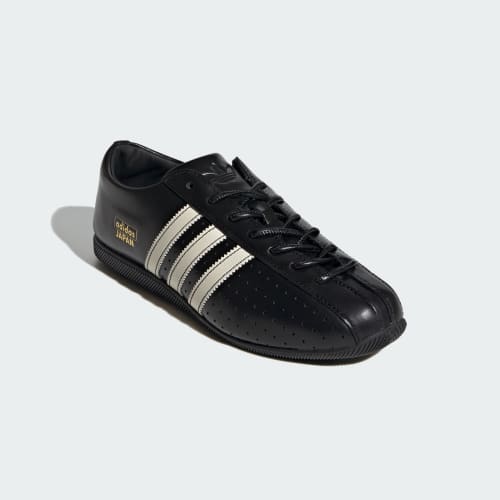 Adidas ქალის სპორტული ფეხსაცმელი