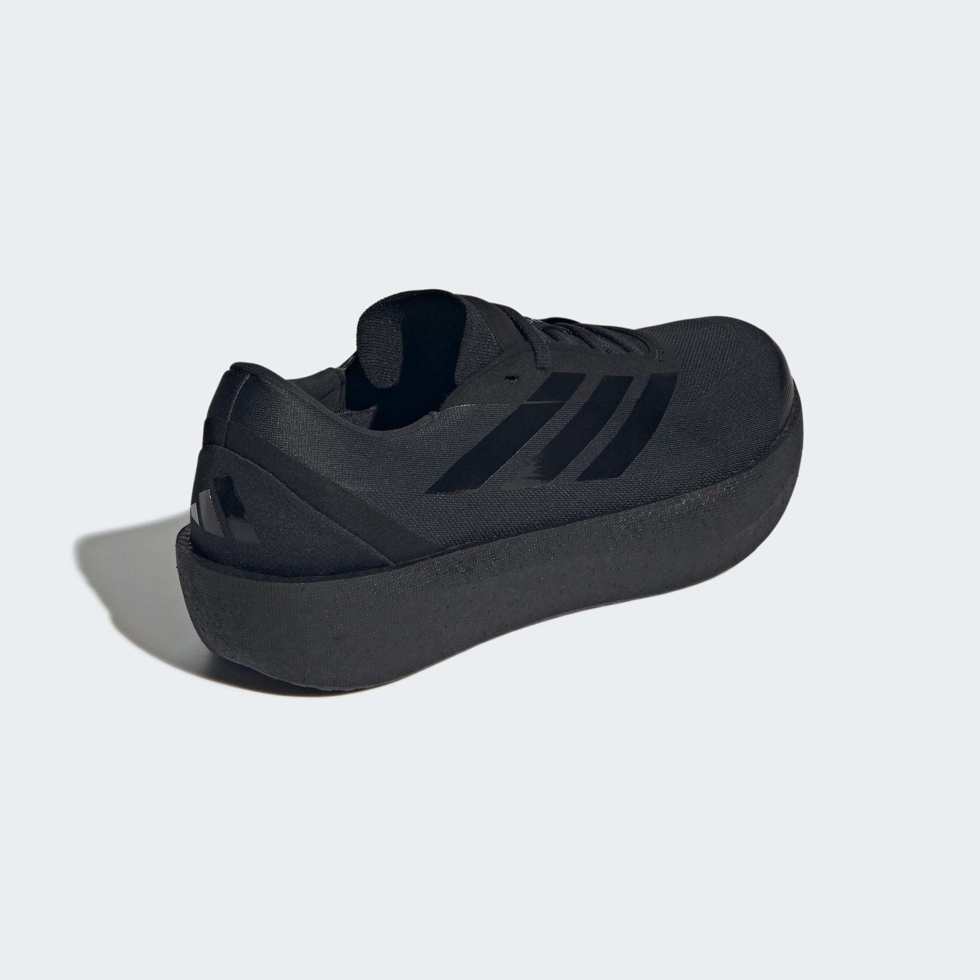 Adidas მამაკაცის სპორტული ფეხსაცმელი