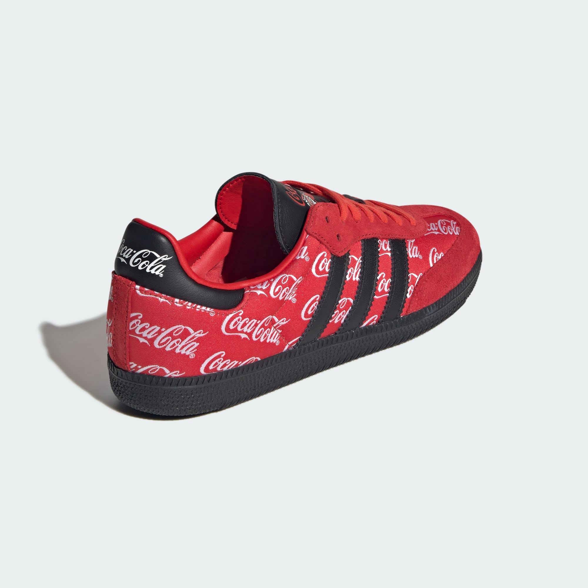 Adidas მამაკაცის სპორტული ფეხსაცმელი