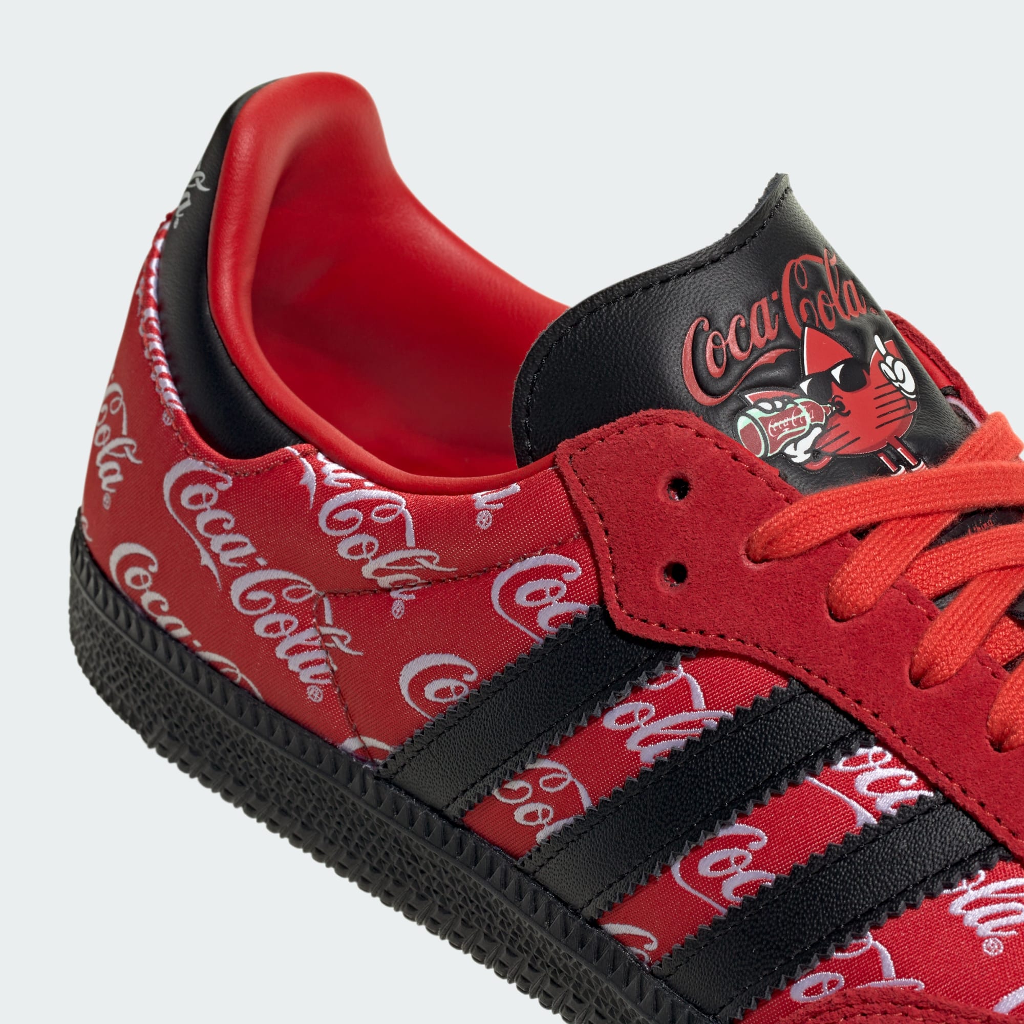 Adidas მამაკაცის სპორტული ფეხსაცმელი