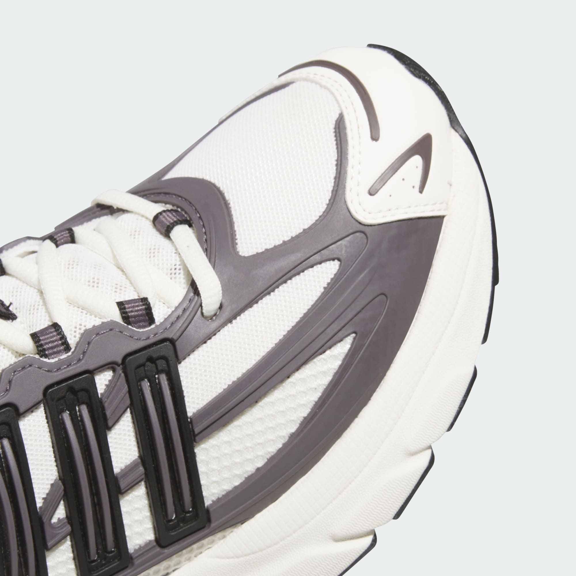 Adidas მამაკაცის სპორტული ფეხსაცმელი