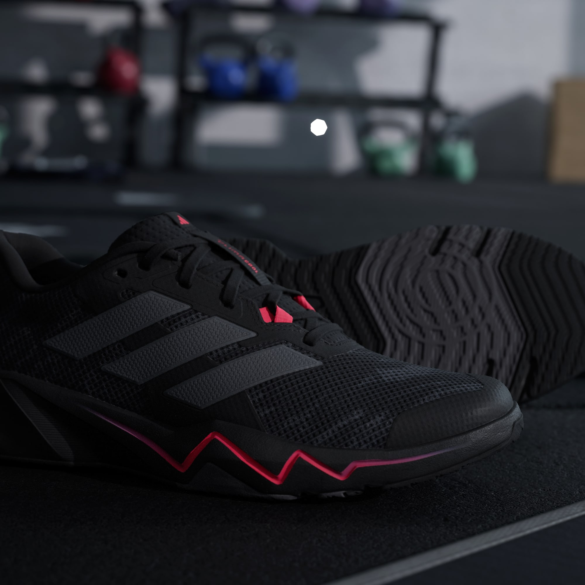 Adidas მამაკაცის სპორტული ფეხსაცმელი