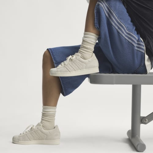 Adidas ქალის სპორტული ფეხსაცმელი