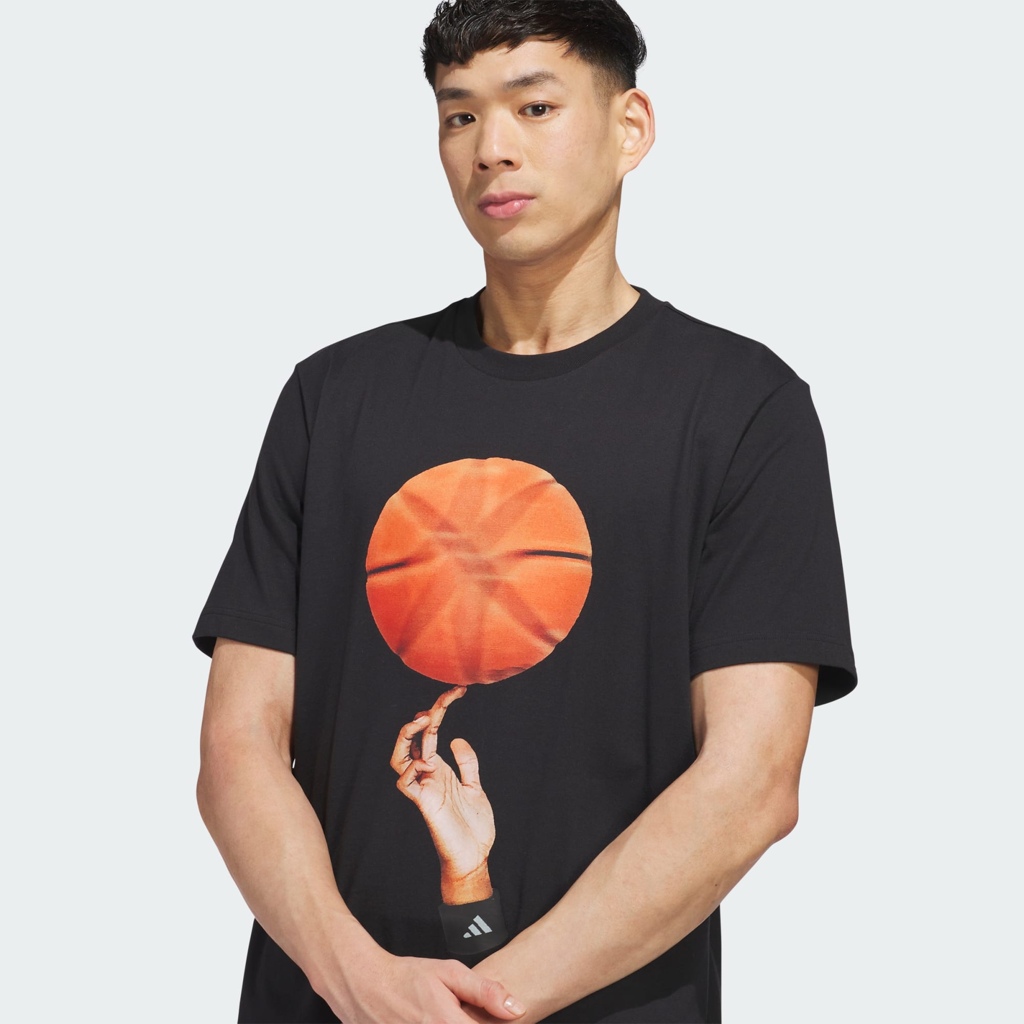 Adidas მამაკაცის მაისური