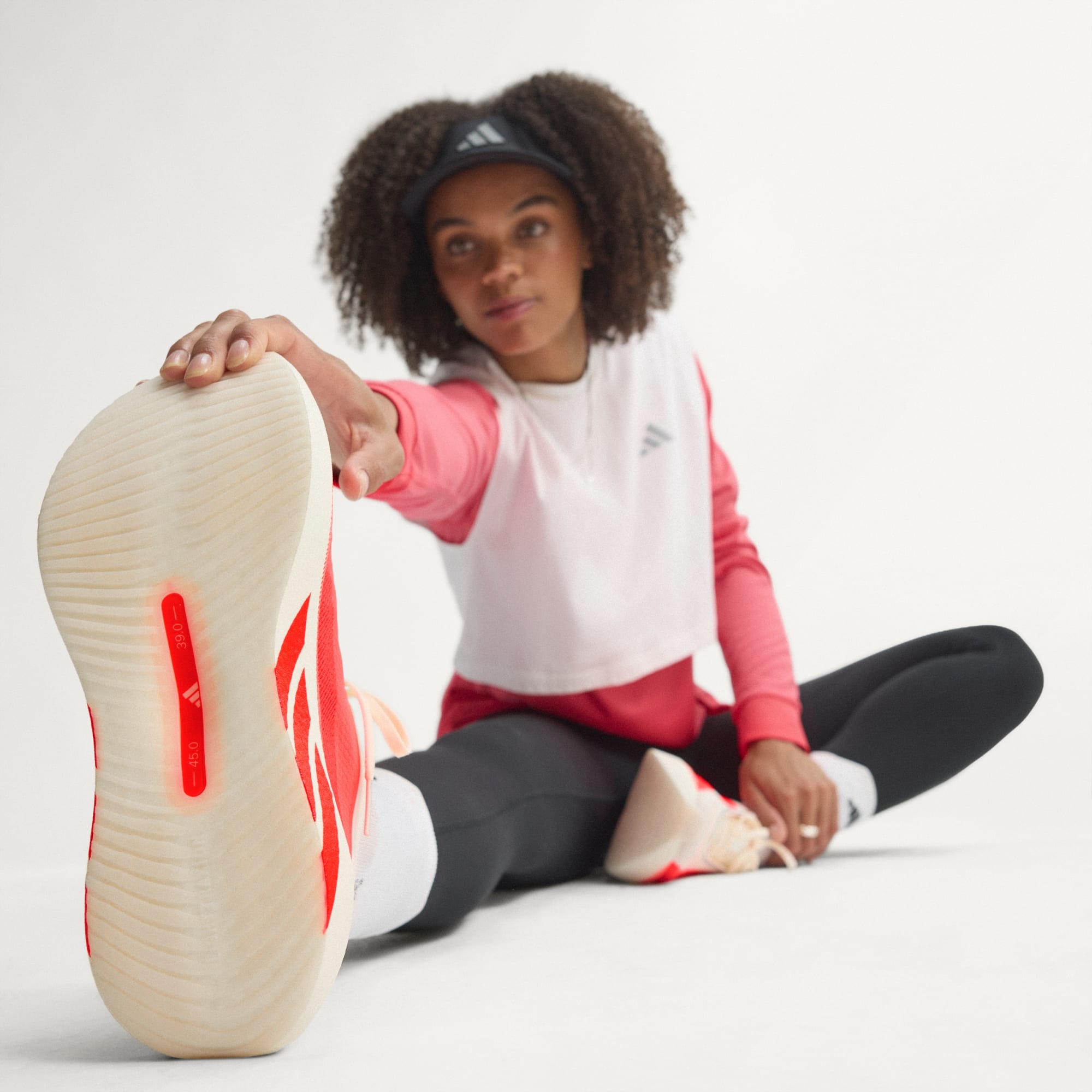 Adidas ქალის სპორტული ფეხსაცმელი