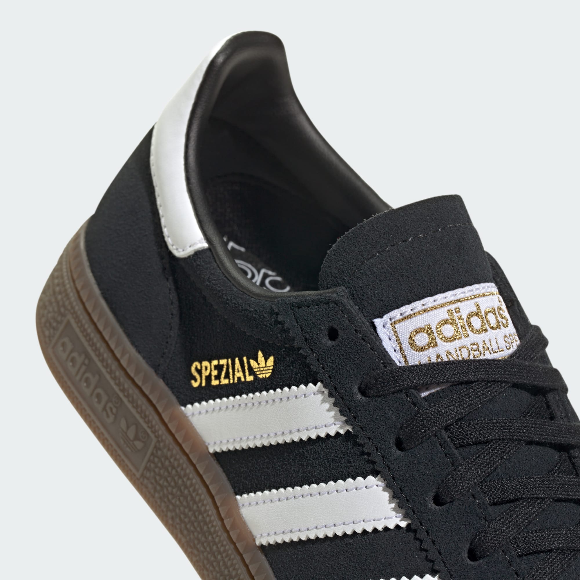 Adidas ბავშვის სპორტული ფეხსაცმელი