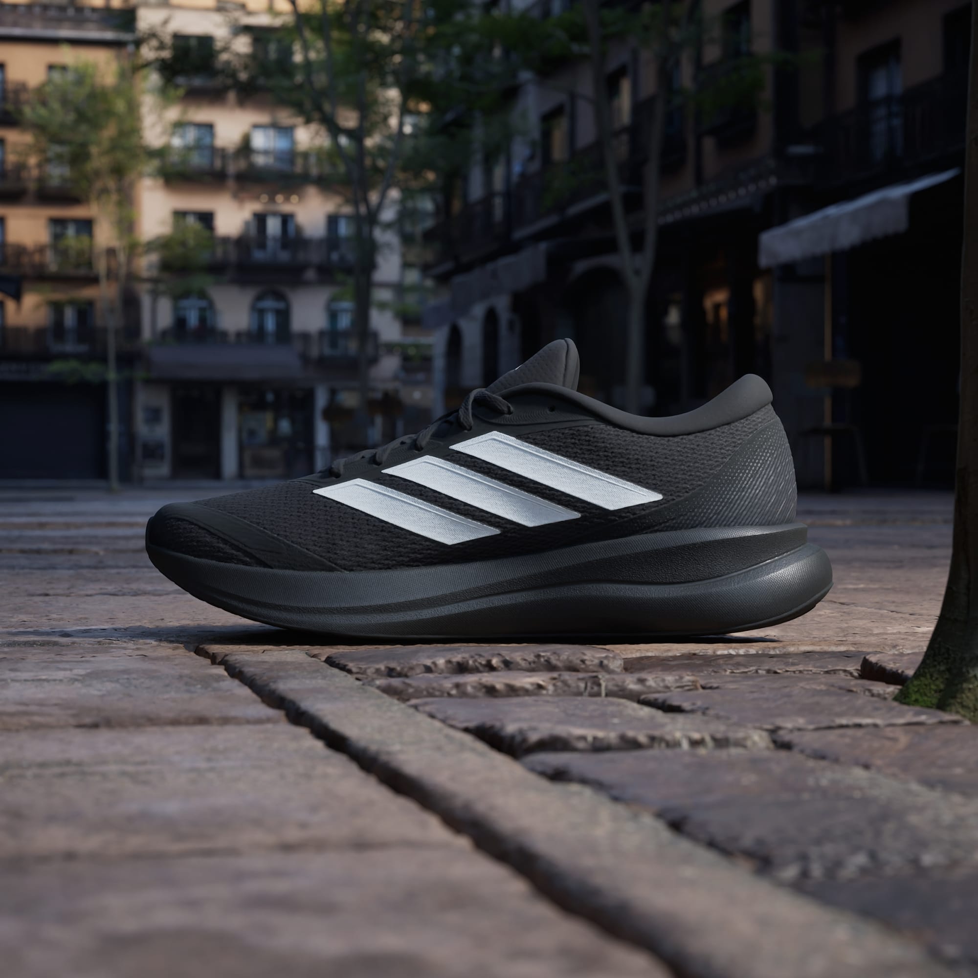 Adidas მამაკაცის სპორტული ფეხსაცმელი