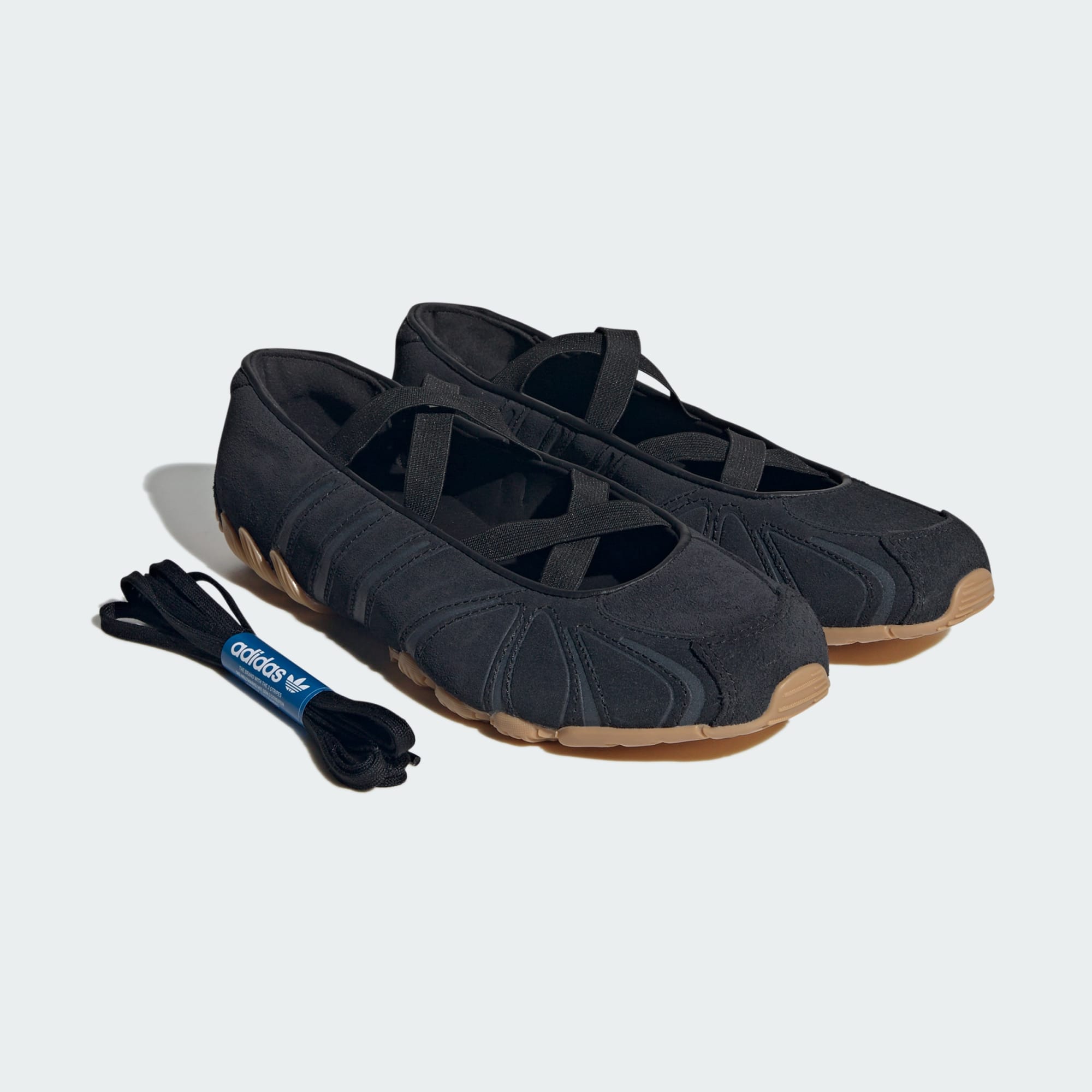 Adidas ქალის სპორტული ფეხსაცმელი