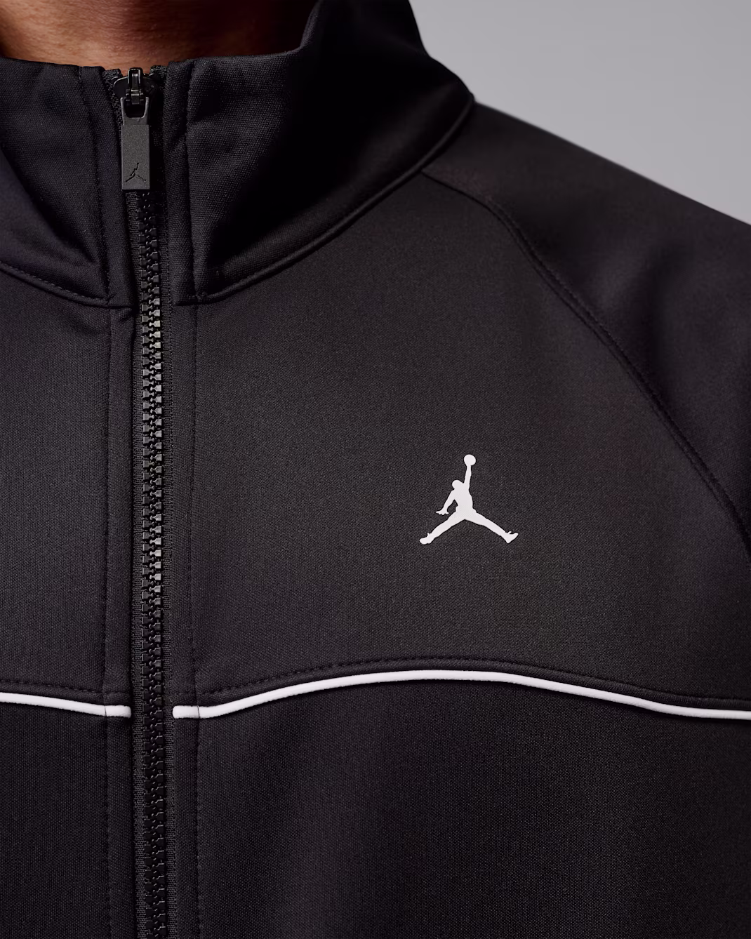 Nike მამაკაცის ქურთუკი