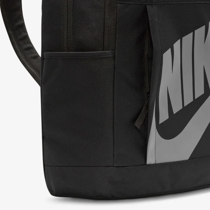 Nike ჩანთა
