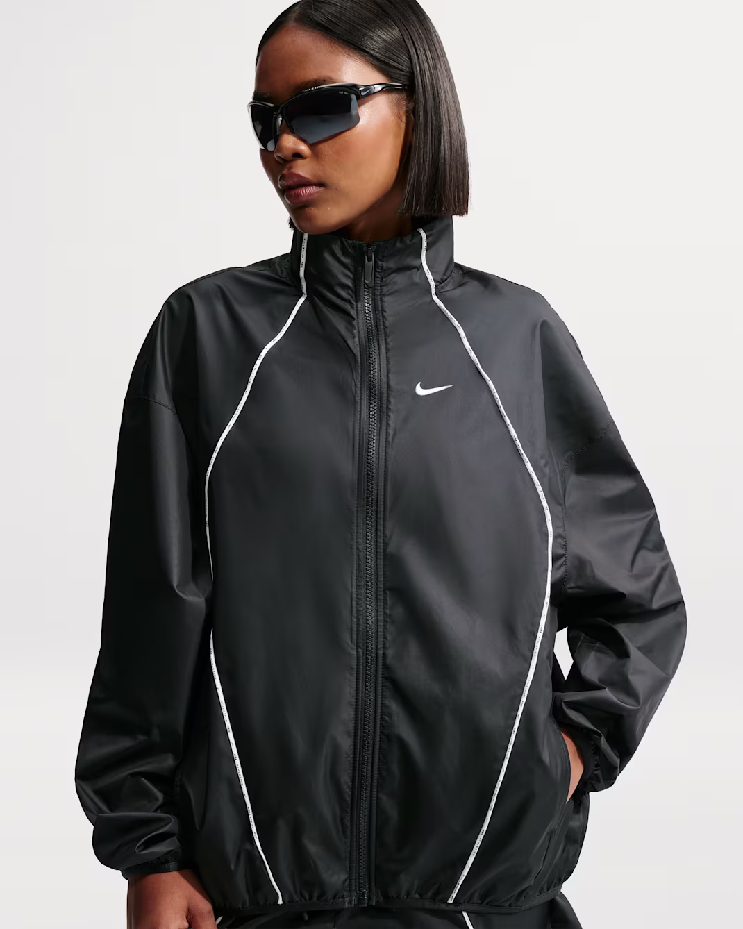 Nike ქალის ჯემპრი