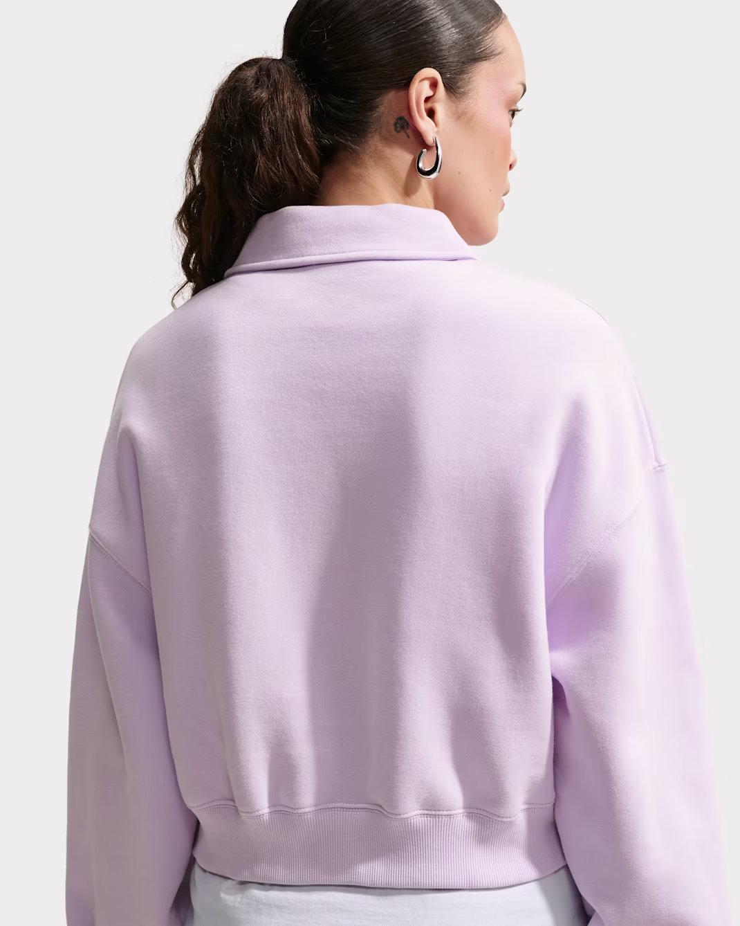 Nike ქალის ჯემპრი