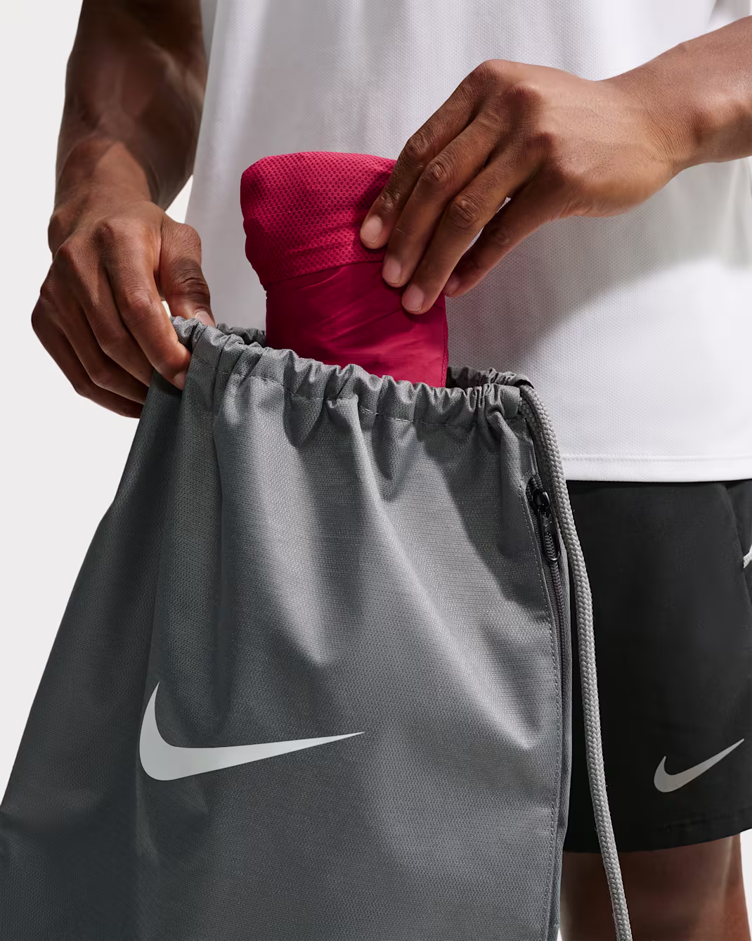 Nike მამაკაცის ქურთუკი