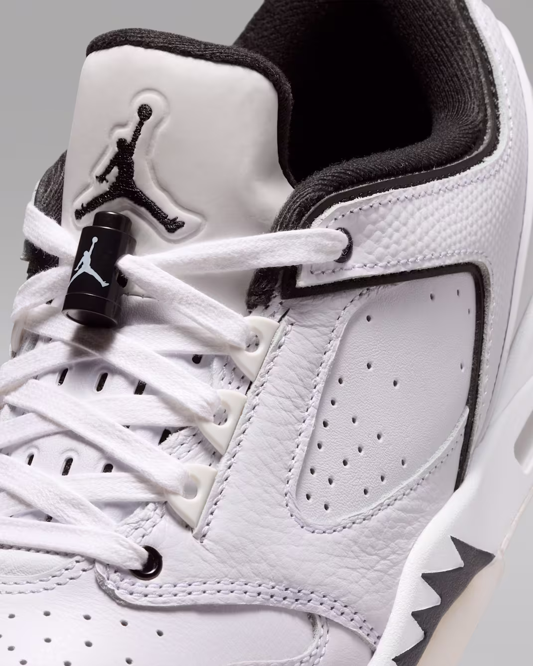 Nike ქალის სპორტული ფეხსაცმელი