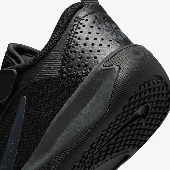 Nike ბავშვის სპორტული ფეხსაცმელი