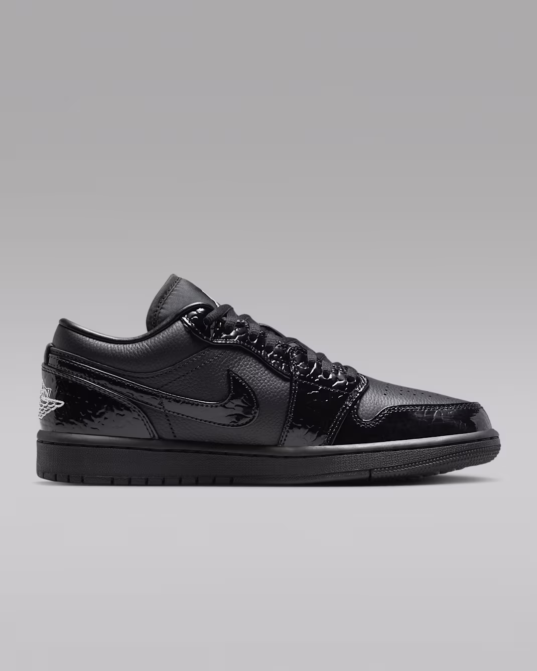 Nike ქალის სპორტული ფეხსაცმელი