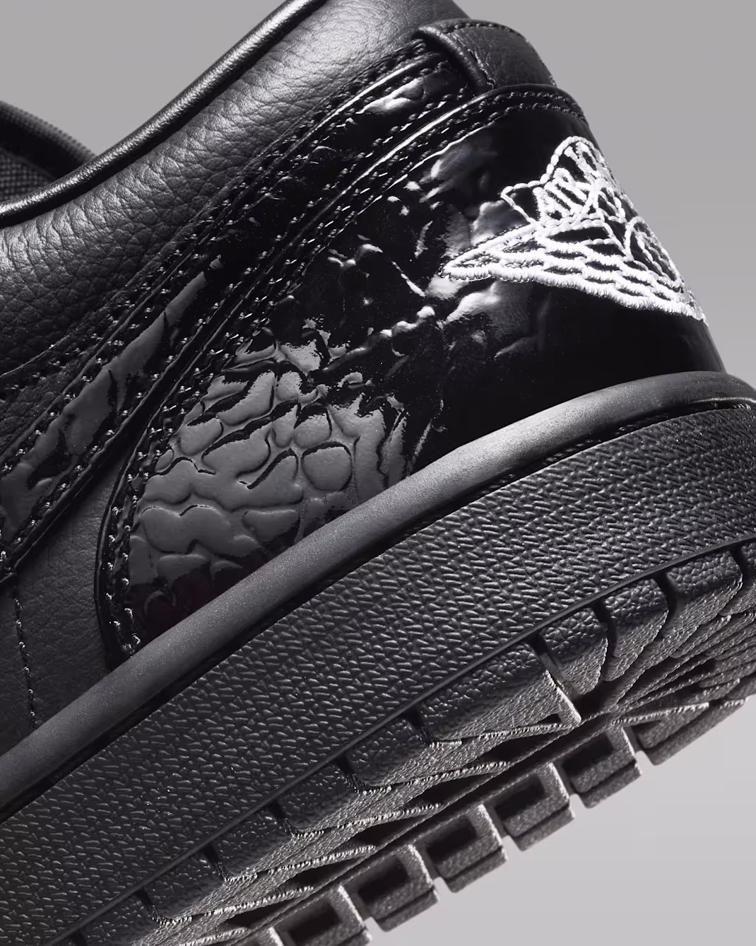 Nike ქალის სპორტული ფეხსაცმელი
