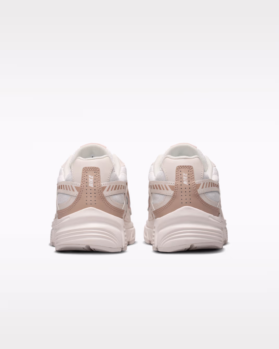 Nike ქალის სპორტული ფეხსაცმელი
