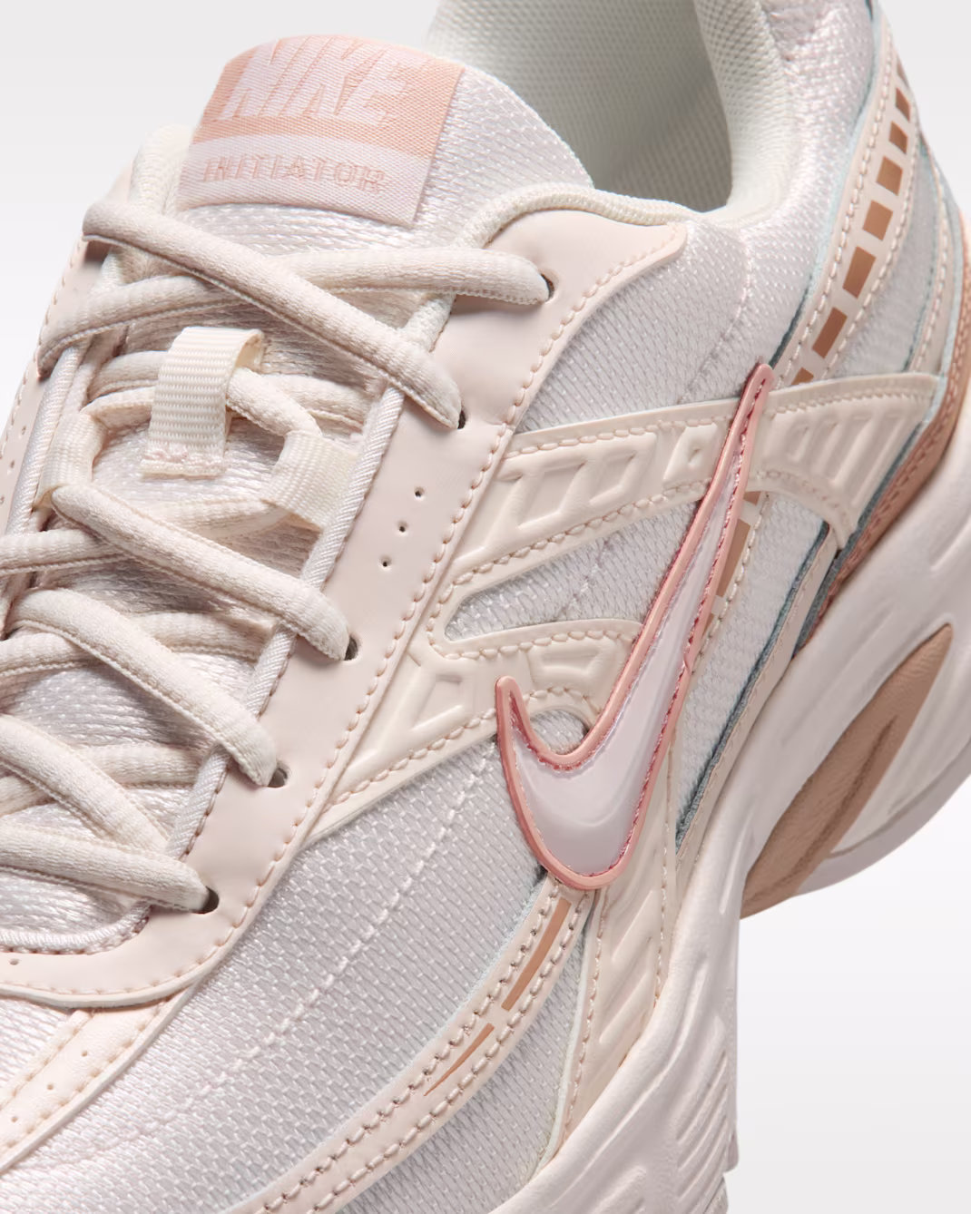 Nike ქალის სპორტული ფეხსაცმელი